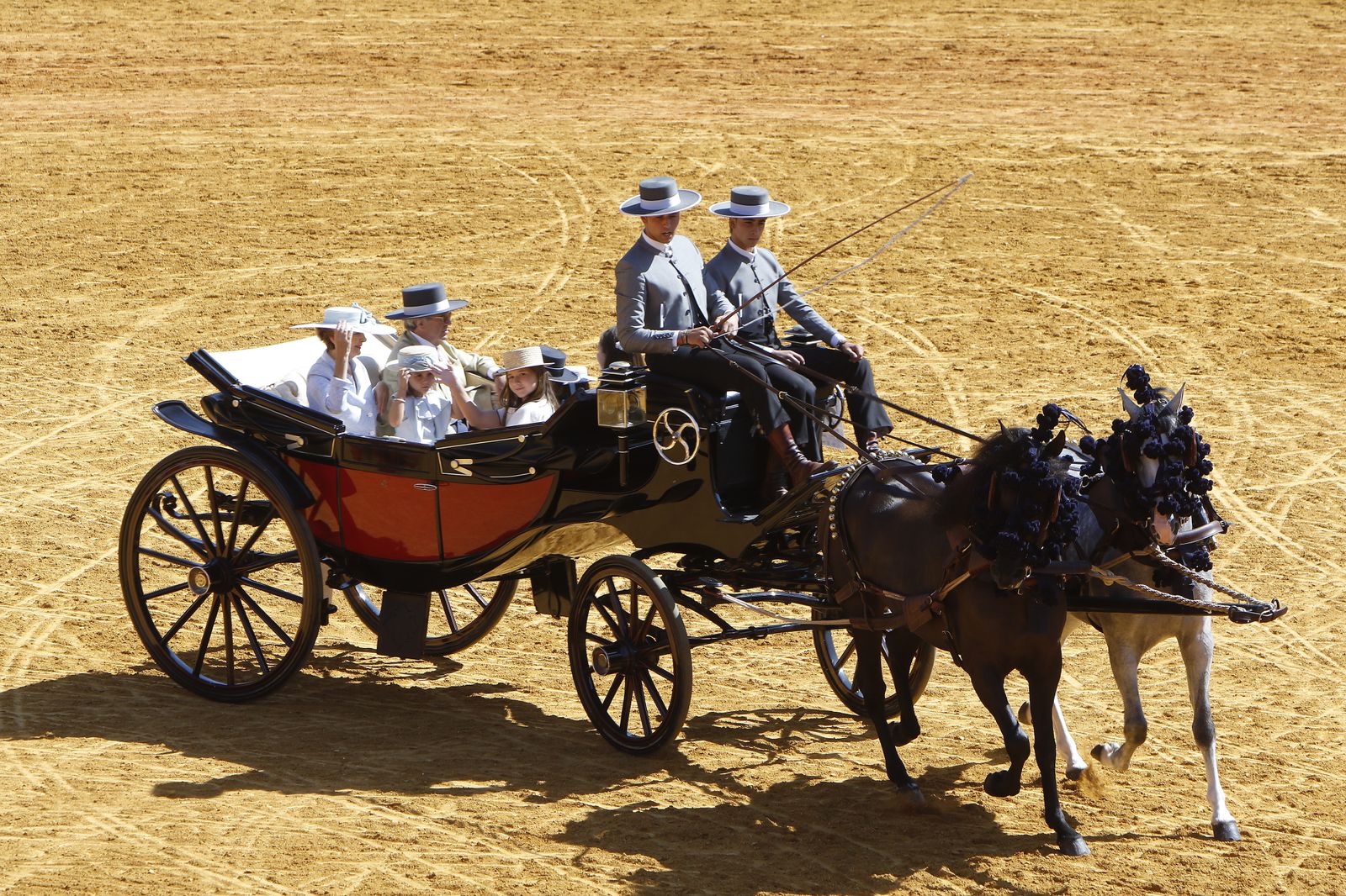 Exhibición de Enganches