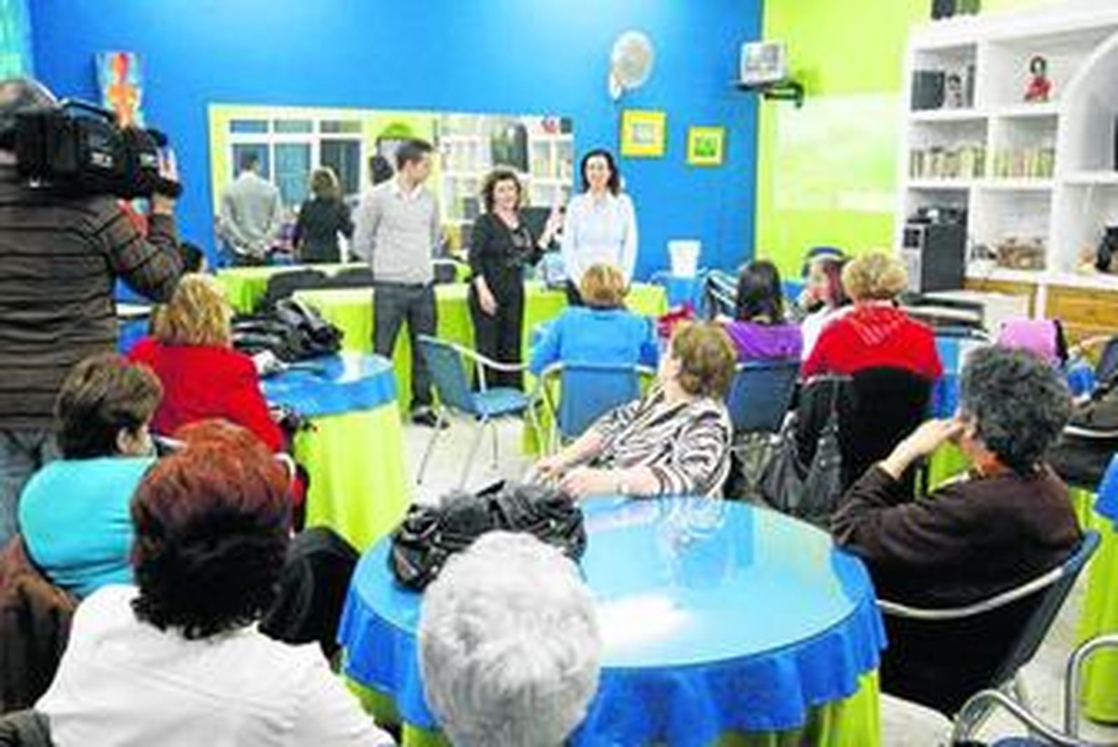 Imagen de la última charla sobre podología que tuvo lugar en La Línea esta semana.