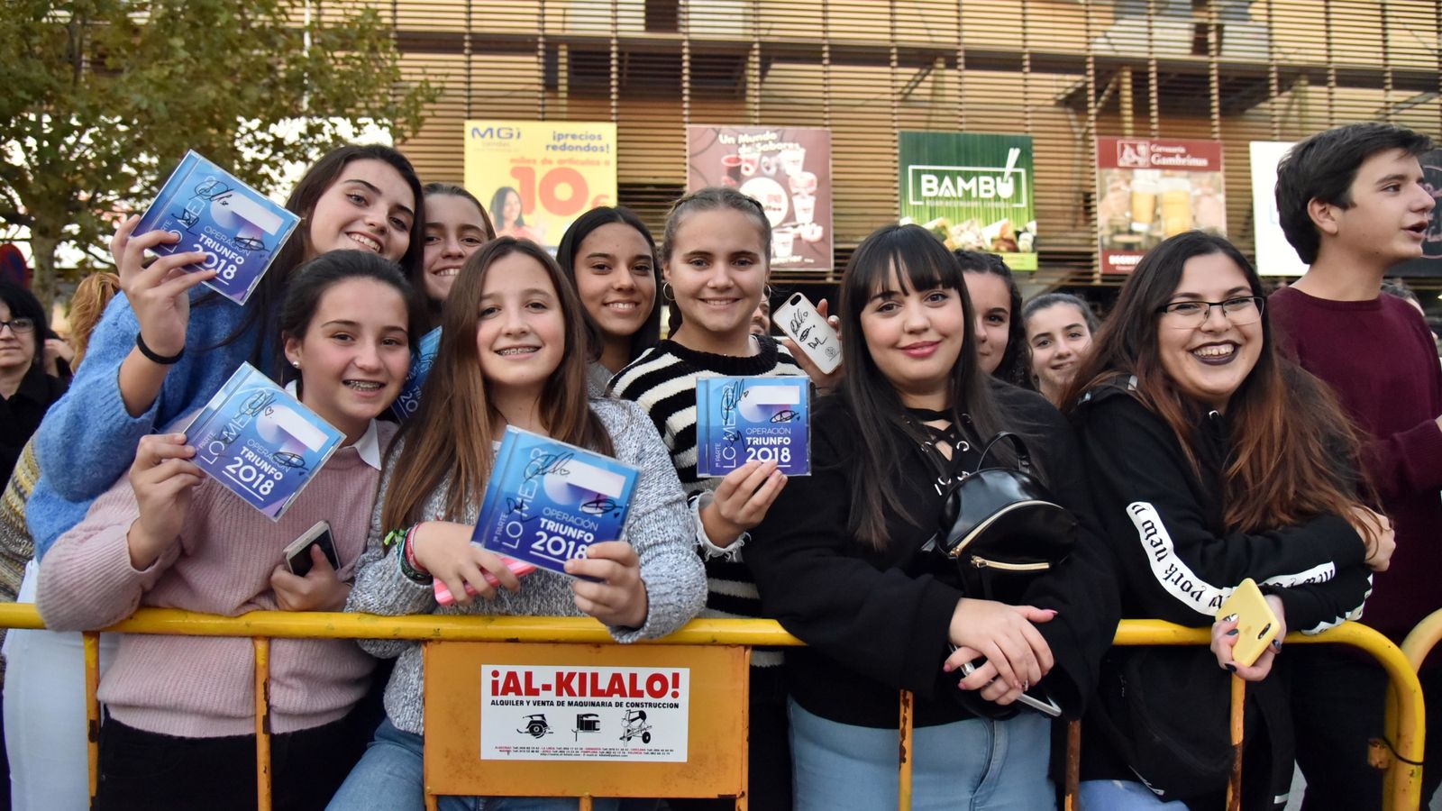 Operación Triunfo en los Barrios en imagenes