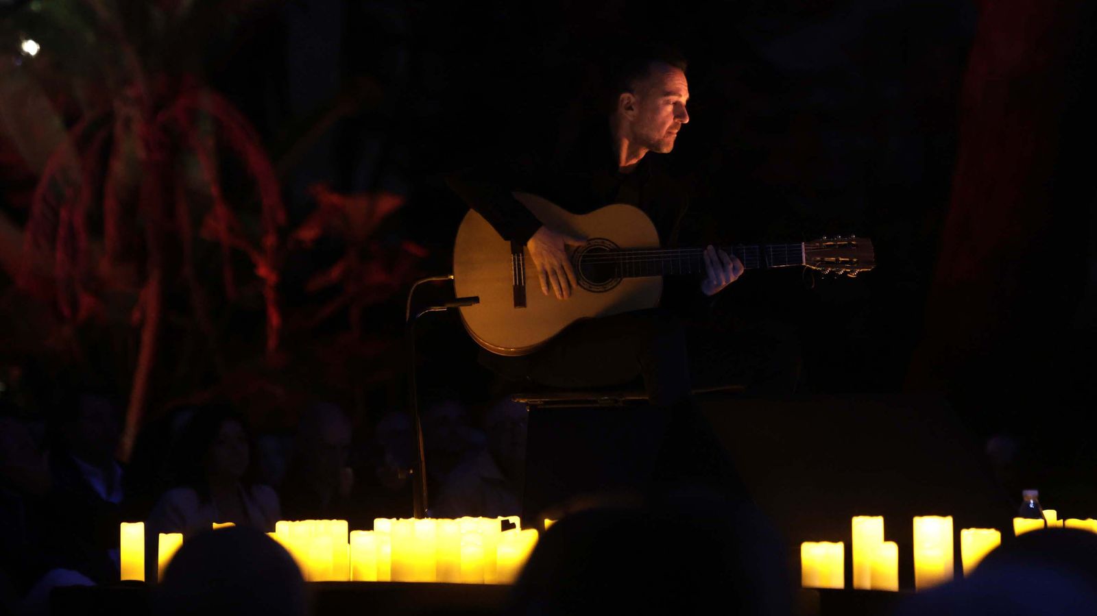 Las fotos del concierto de Diego Valdivia en el parque María Cristina