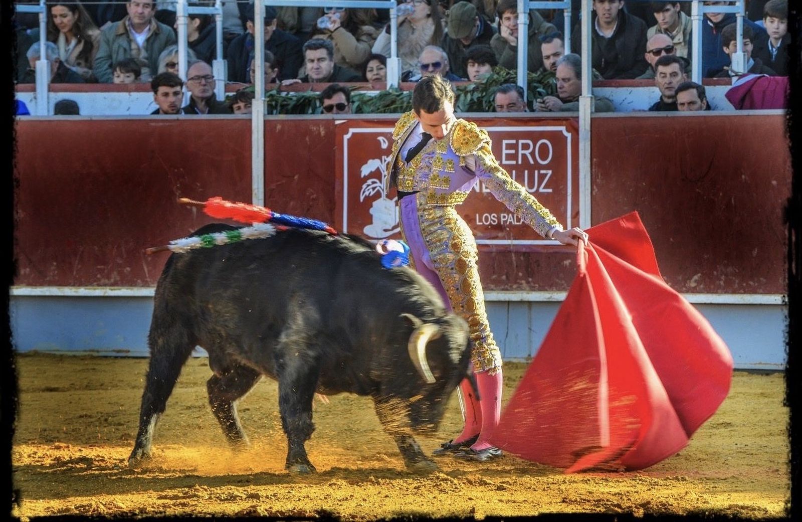 Blas Márquez durante su faena en La Puebla del Río.
