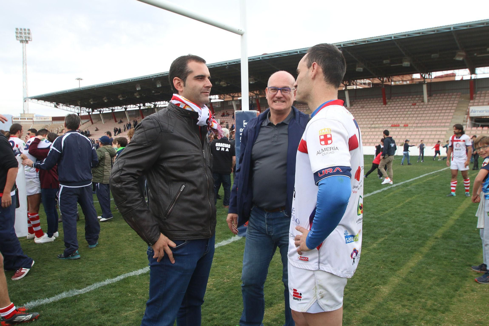 Fotogalería de la salvación de URA ante Olímpico.