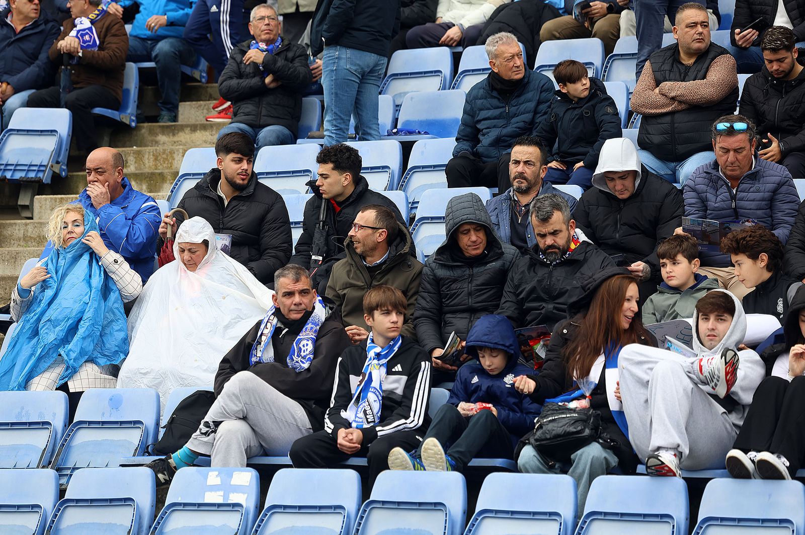 Búscate en las gradas del Nuevo Colombino durante el Recre-Almería B