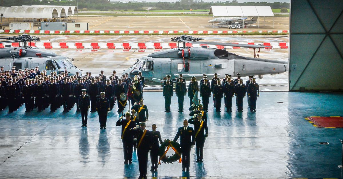 Baja oficial de la Quinta escuadrilla de areonaves de la Armada