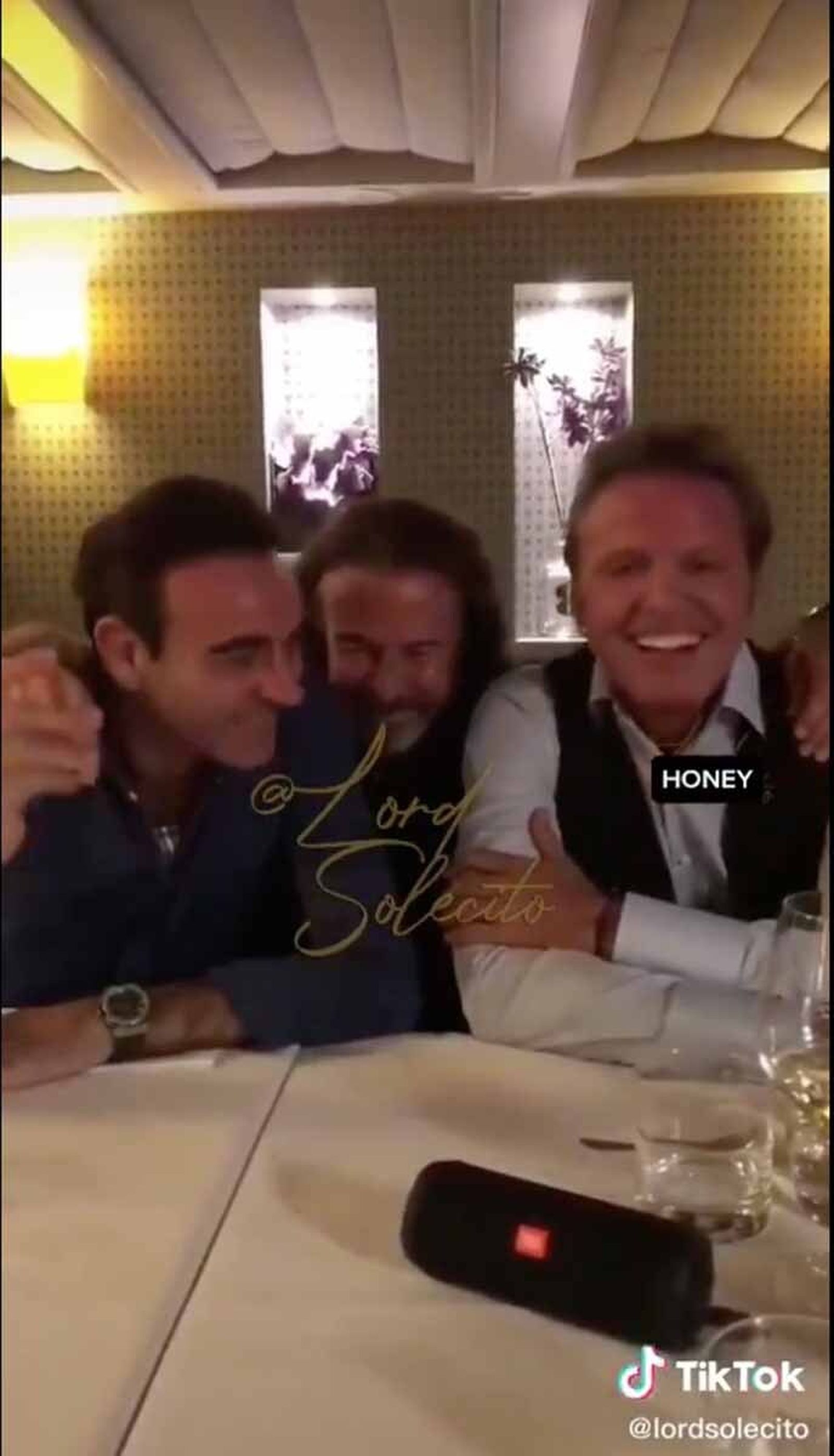 Ponce con Luis Cobos y el cantante Luis Miguel.