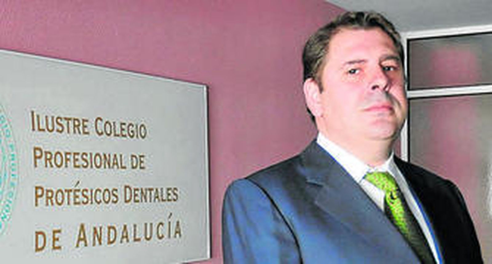 José Manuel Urbano, vicepresidente del colegio.