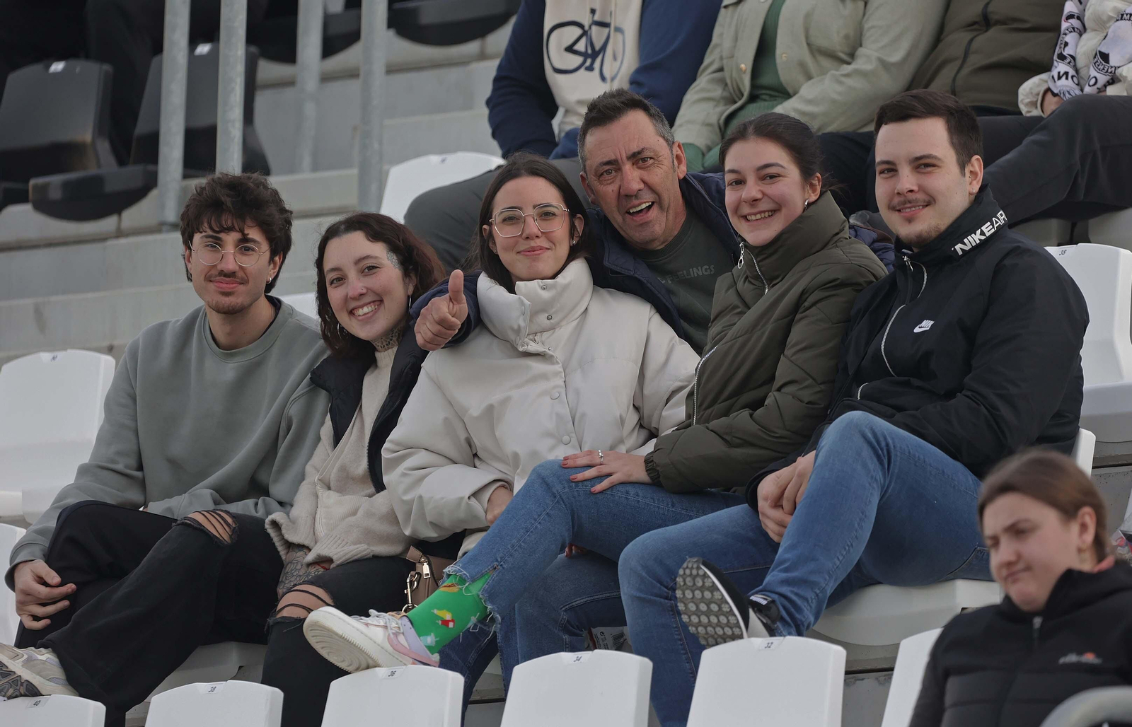 Búscate en el Ciudad de La Línea durante el Balona - Yeclano
