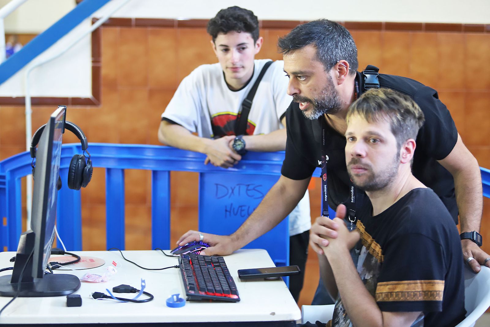 Imágenes de la Primera jornada de la fase final a LEB Plata: Huelva Comercio Viridis vs Refitel Basket Lliria