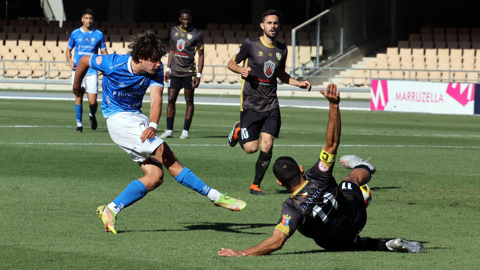 Imágenes del Xerez DFC - Conil CF en Chapín