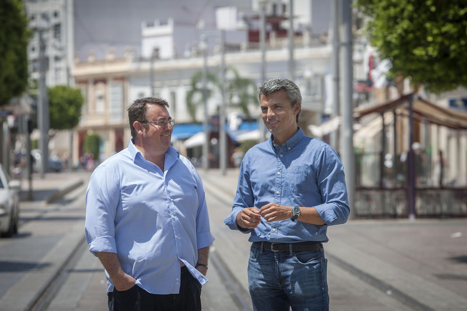 Fran Romero, a la derecha, y Lolo Picardo, coordinador de AxSí en La Isla.