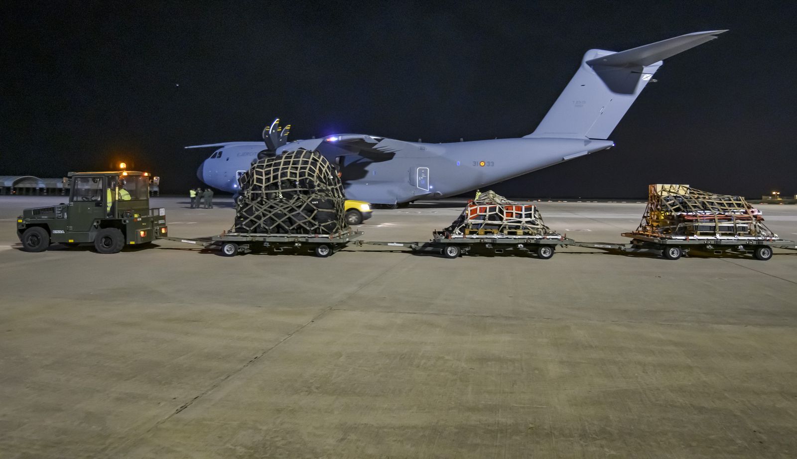 Fotos de la llegada de la UME a la Base de Morón tras regresar de Turquía