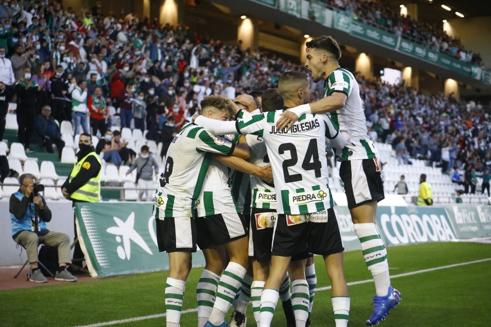 La victoria del Córdoba CF ante el Cacereño, en imágenes