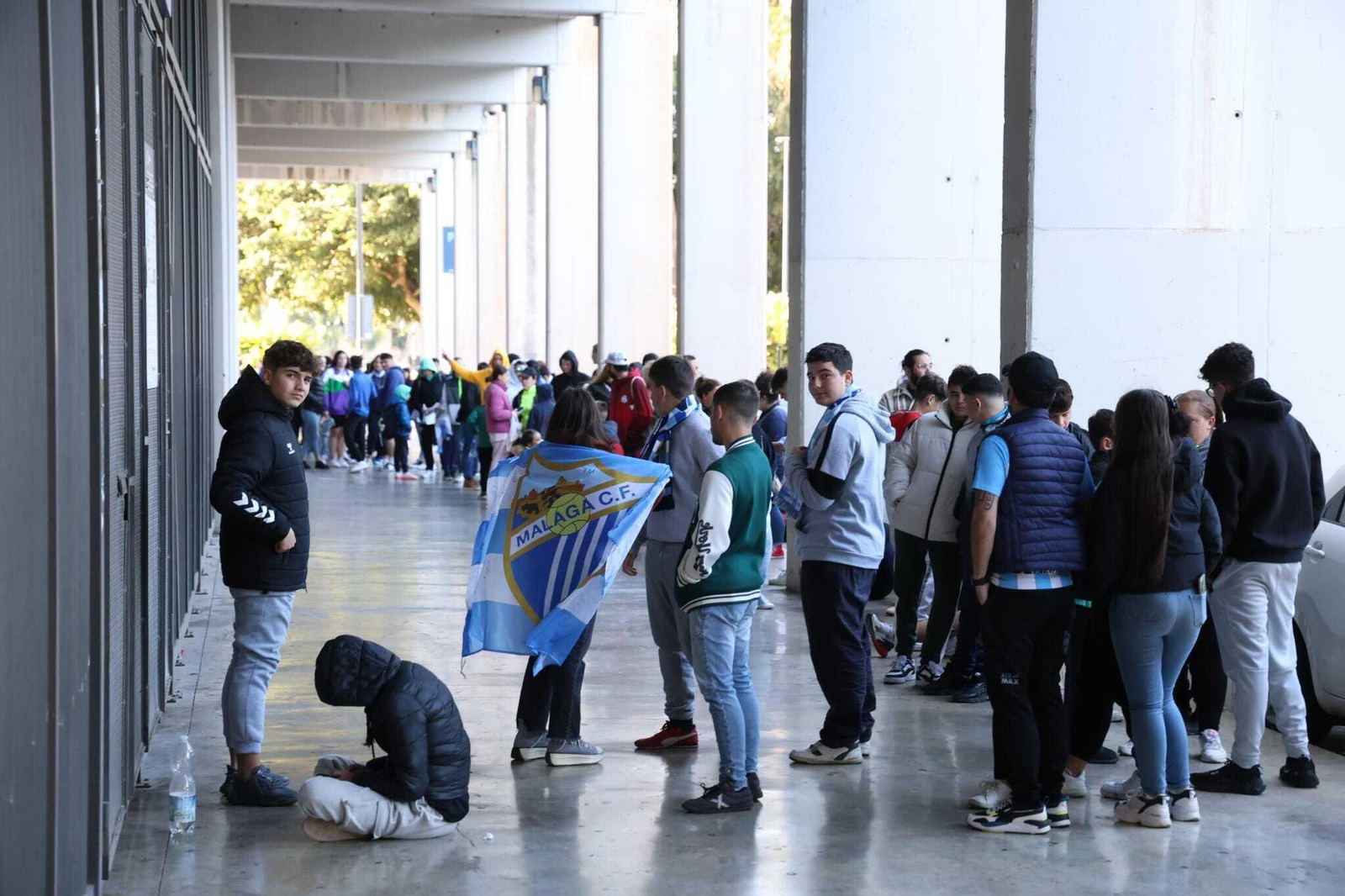 Búscate en las fotos del entrenamiento del Málaga abierto a la afición