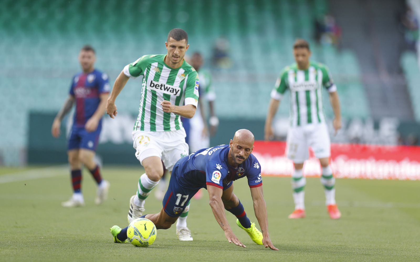 Las imágenes del Betis-Huesca