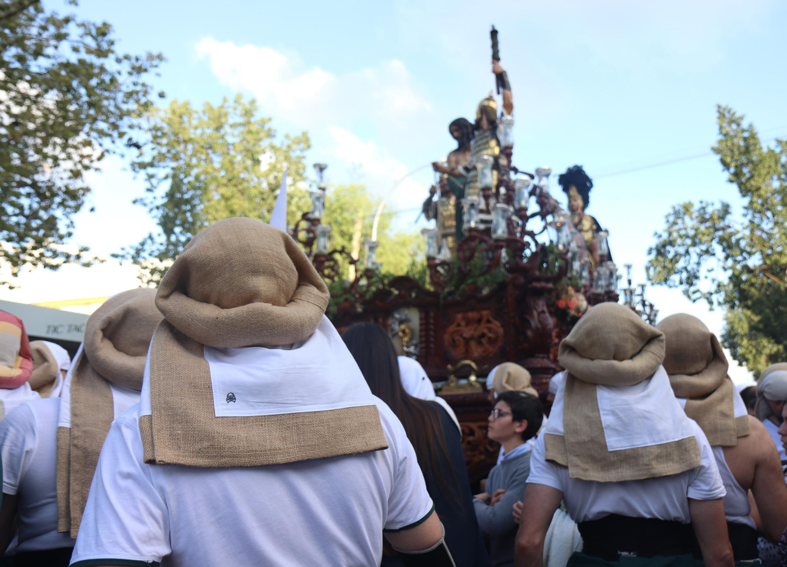 La Hermandad de La Milagrosa en la Semana Santa de Sevilla 2025