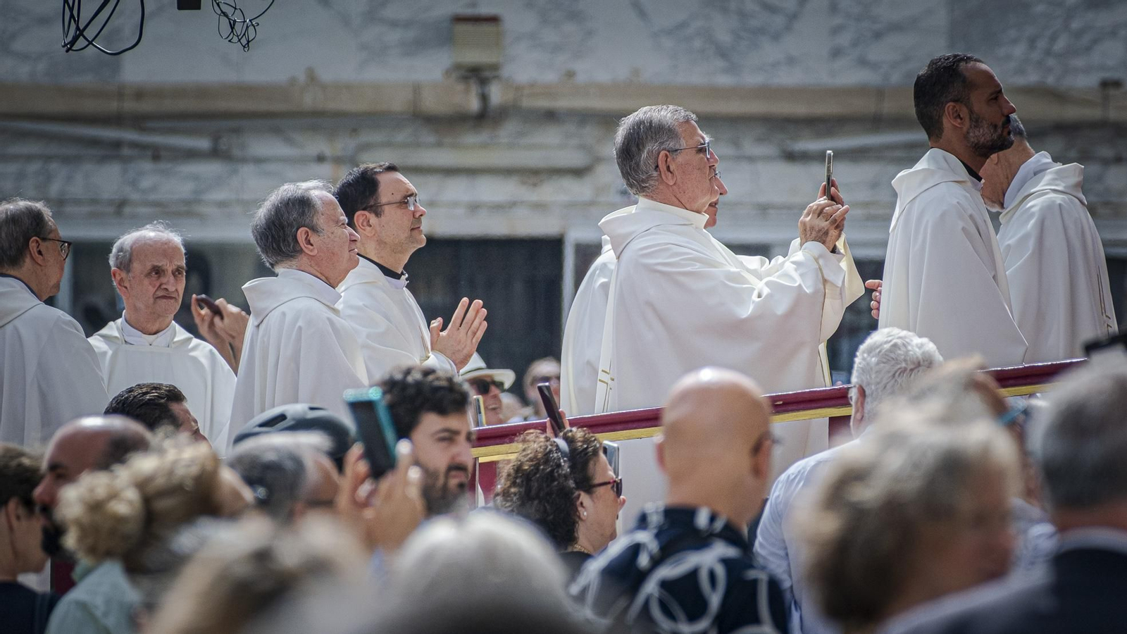 Búscate entre las imágenes del Domingo de Corpus en Cádiz