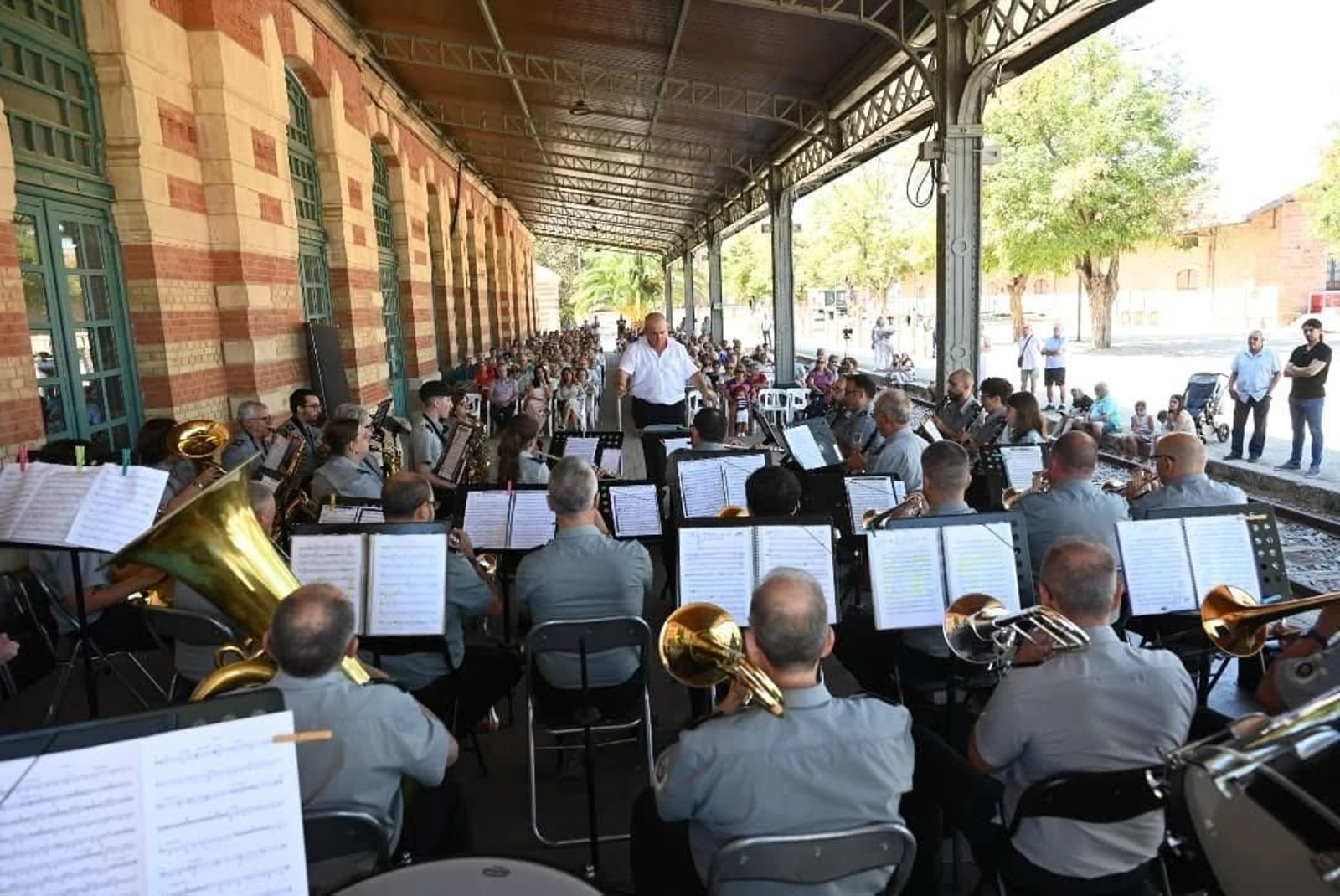 Gran participación en las diversas actividades de la Feria de Linares.