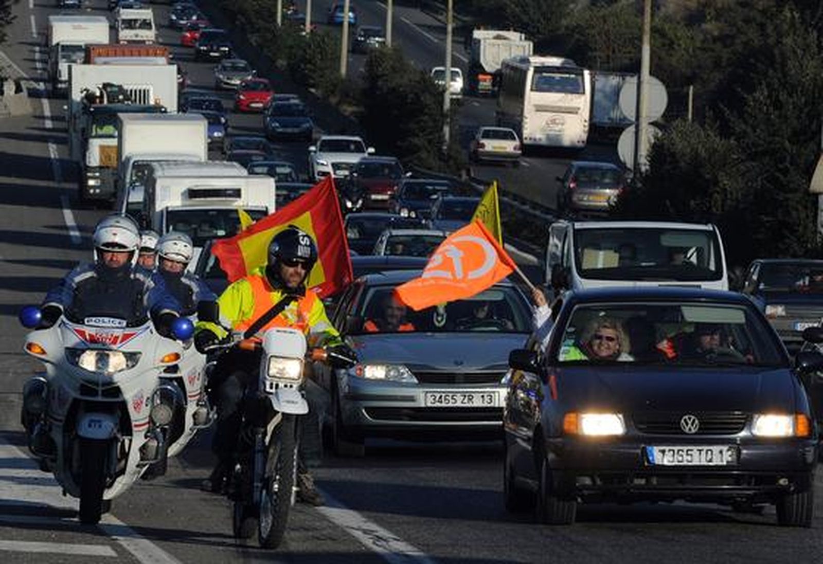 Los franceses se echan a la calle para que Sarkozy no eleve la edad de jubilación.

Foto: AFP