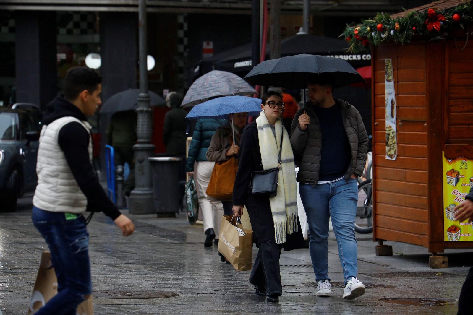 Los cordobeses ultiman las compras de Navidad, en imágenes