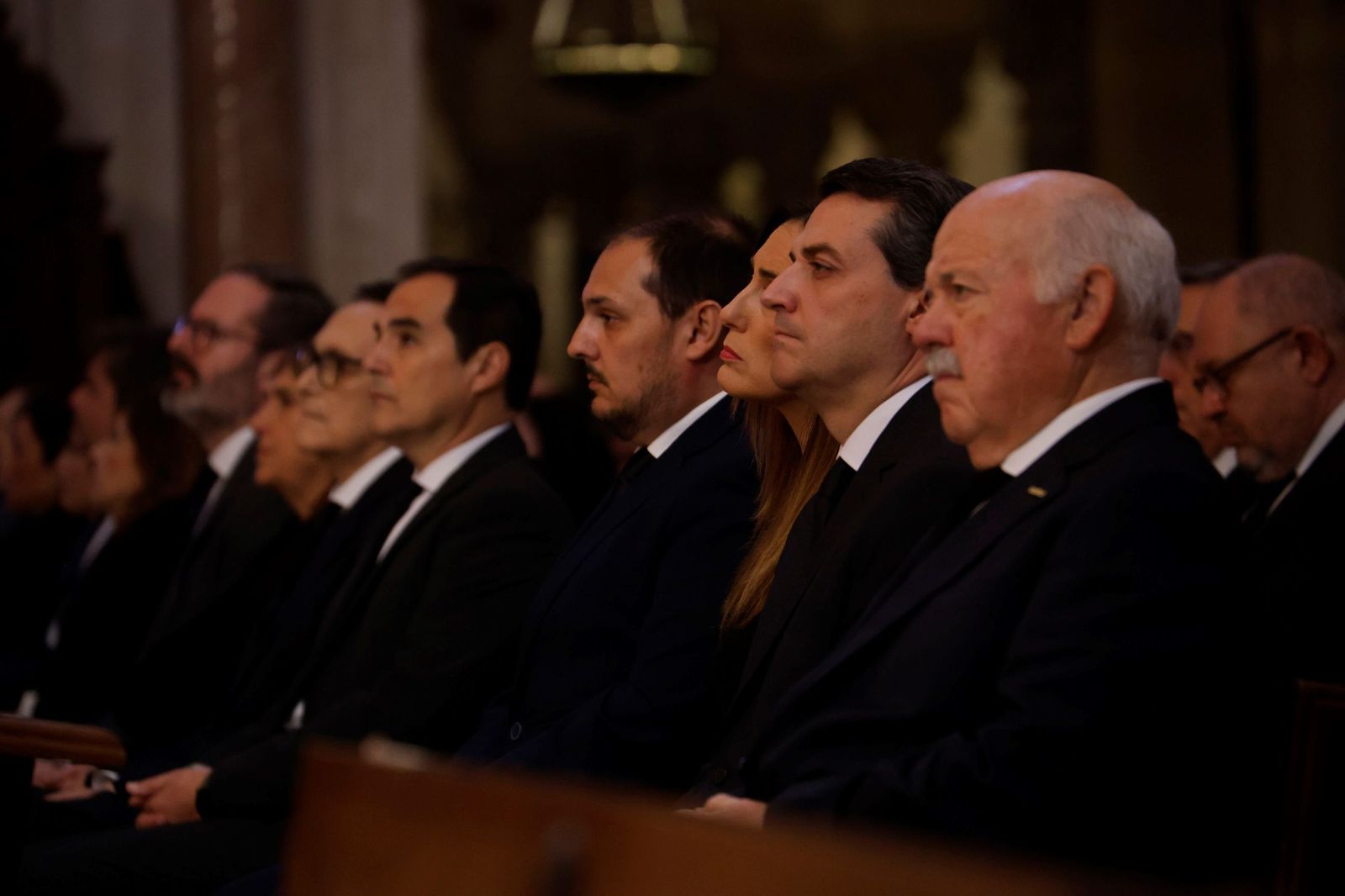 Las imágenes del funeral en Córdoba por las víctimas de la tragedia de Adamuz