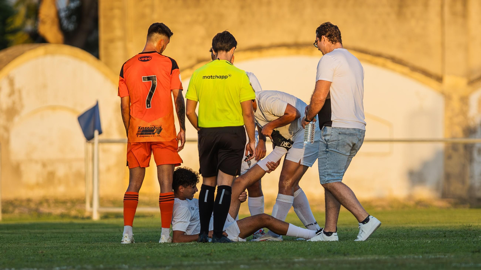 Las imágenes del triunfo del Xerez CD en el Trofeo Antonio Moure