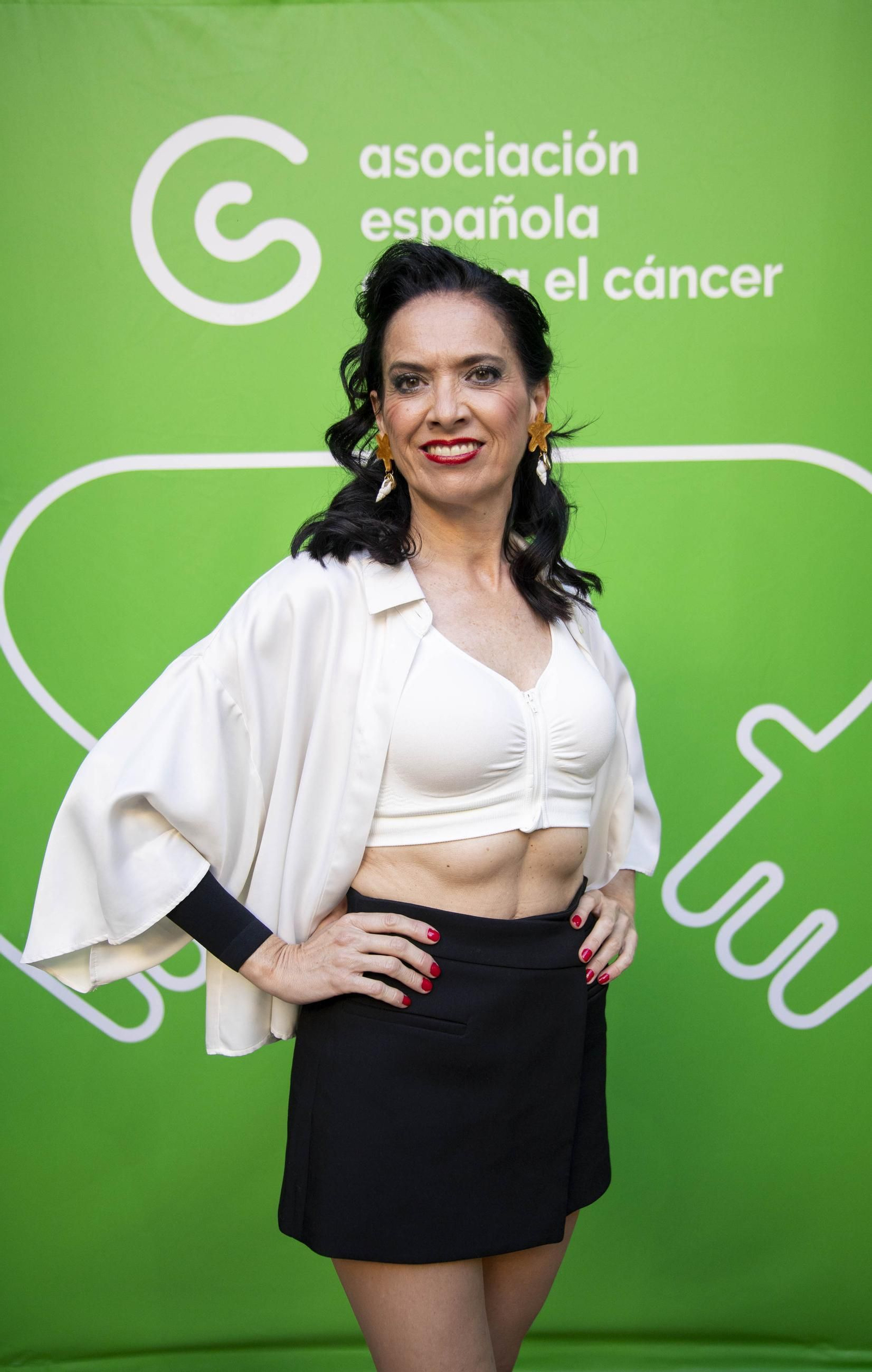 Mucho x Vivir de la Asociación del Cáncer en la Escuela de Artes de Almería