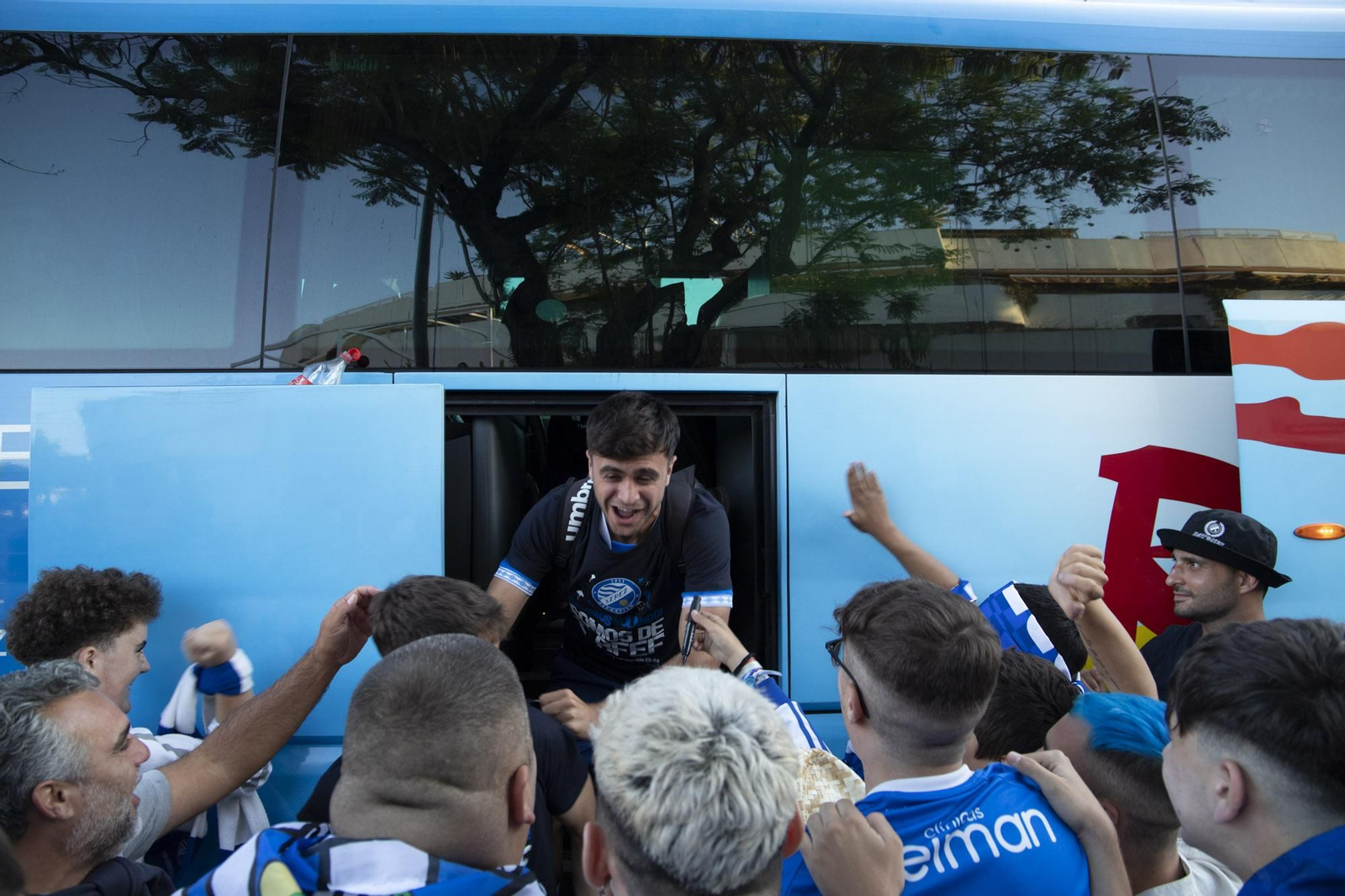 Así ha recibido la afición del Xerez DFC al equipo tras el ascenso