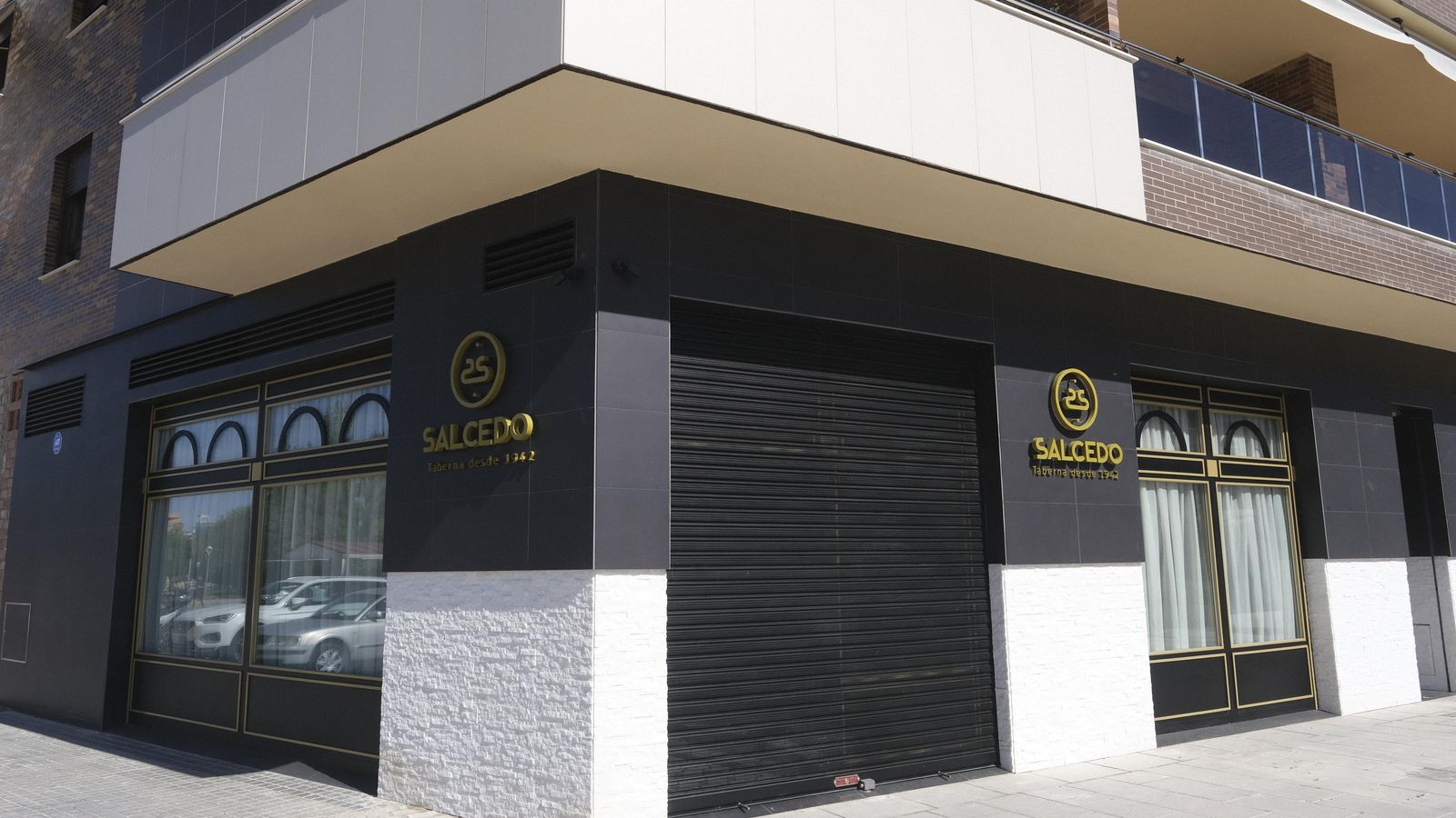 Fachada de Taberna Hermanos Salcedo Fachada de Taberna Hermanos Salcedo