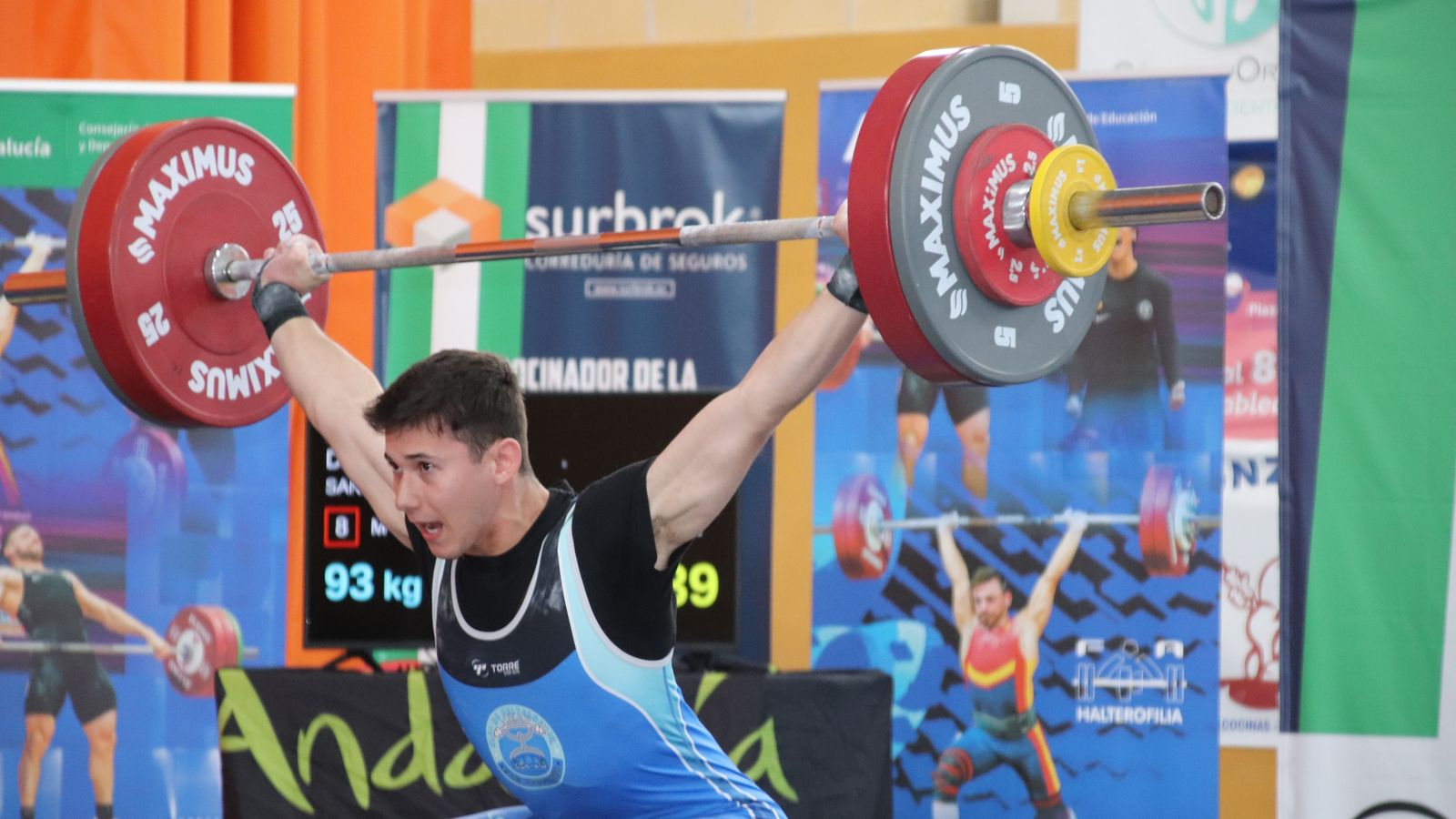 Daniel Elbaz, del CHSF, en el Campeonato Andaluz Absoluto de Halterofilia.