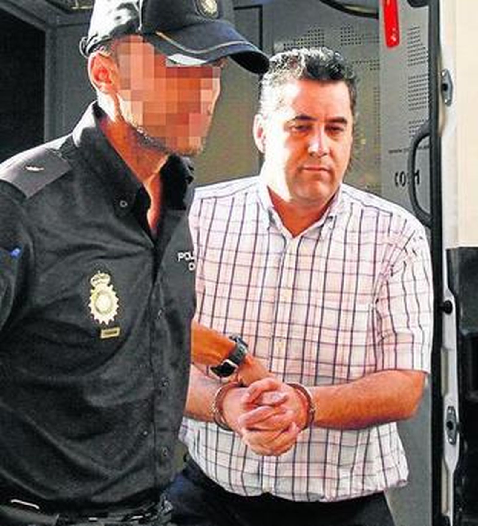 Javier López Luna es trasladado a los juzgados el pasado jueves.