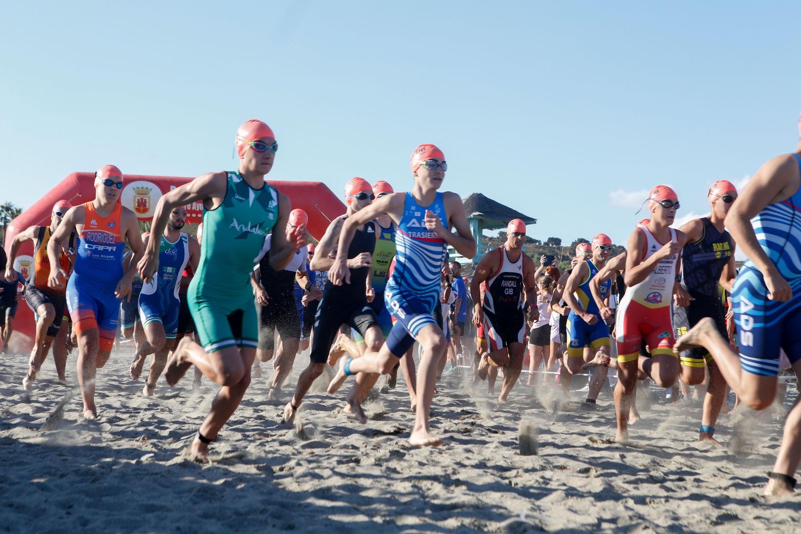 Las fotos de la primera jornada del X Triatlón de San Roque