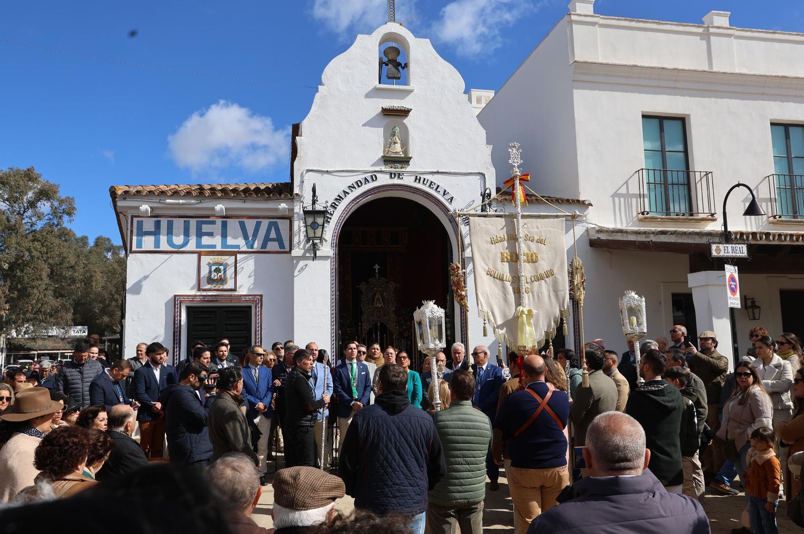 Imágenes de la peregrinación de la Hdad del Rocío de Bollullos par del Condado