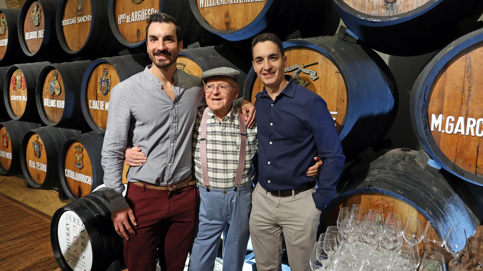 Imágenes de la presentación del libro y homenaje a Manuel Rubiales Perdigones en el Consejo Regulador del Vino de Jerez