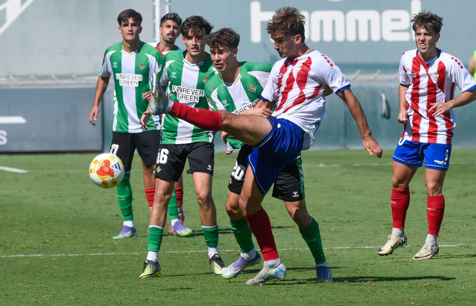 Las mejores fotos del Betis Deportivo - Algeciras CF de Primera Federación