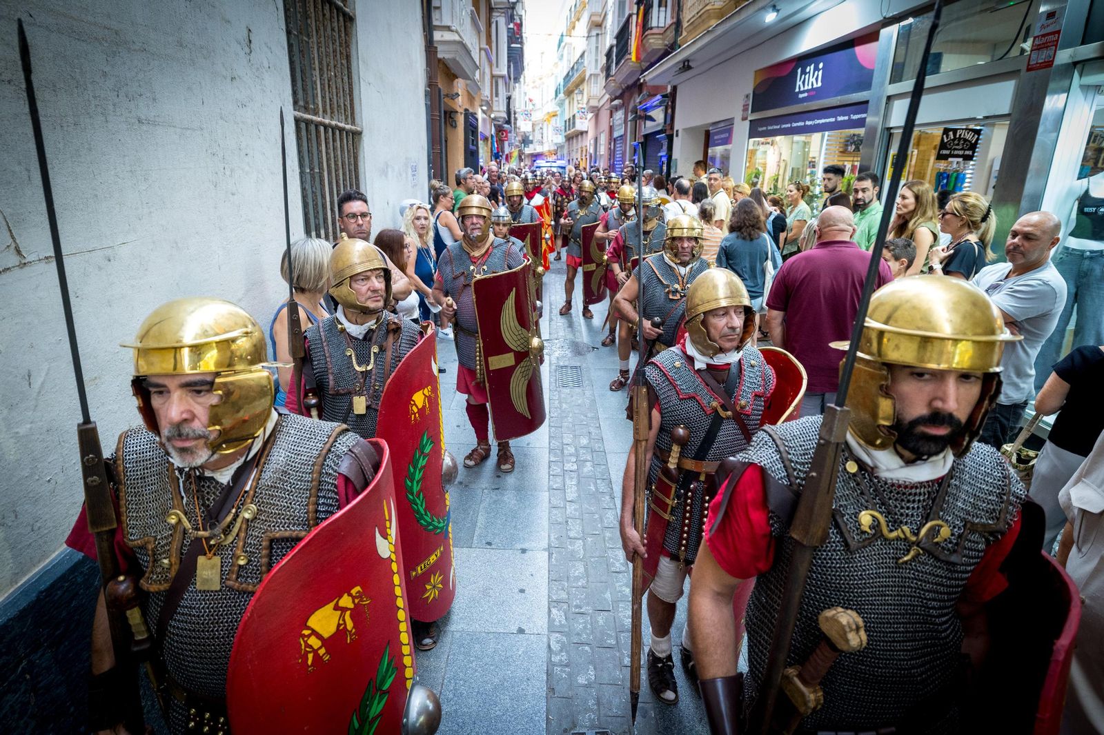 Las imágenes de la procesión del triunfo de Balbo el Menor en Cádiz Romana