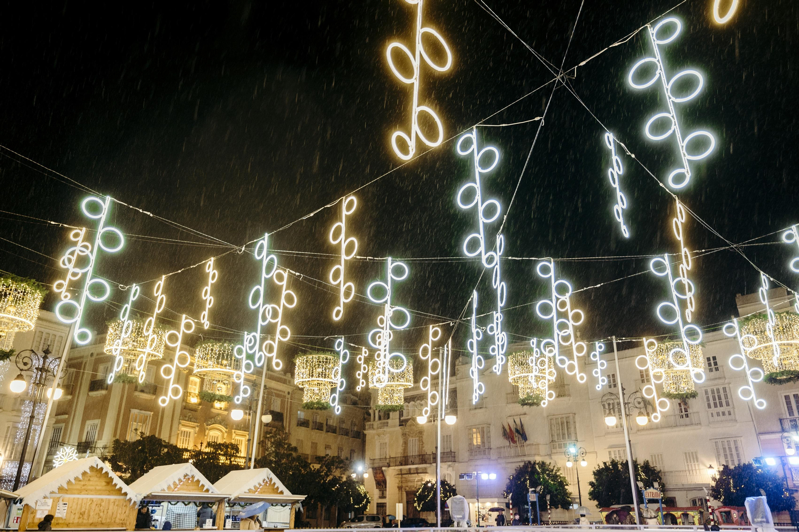 Las imágenes de la inauguración de la iluminación de navidad en Cádiz