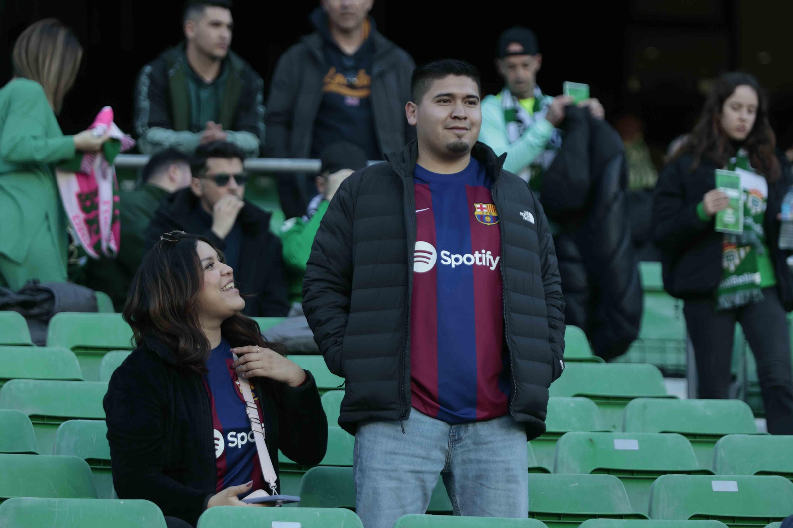 Búscate en las gradas del Villamarín