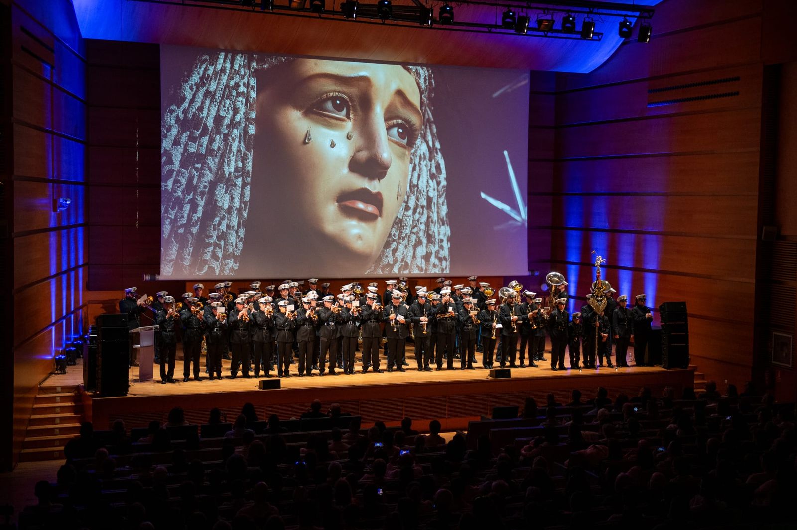 La agrupación Ecce Mater, en un concierto en el Palacio de Congresos de Cádiz.