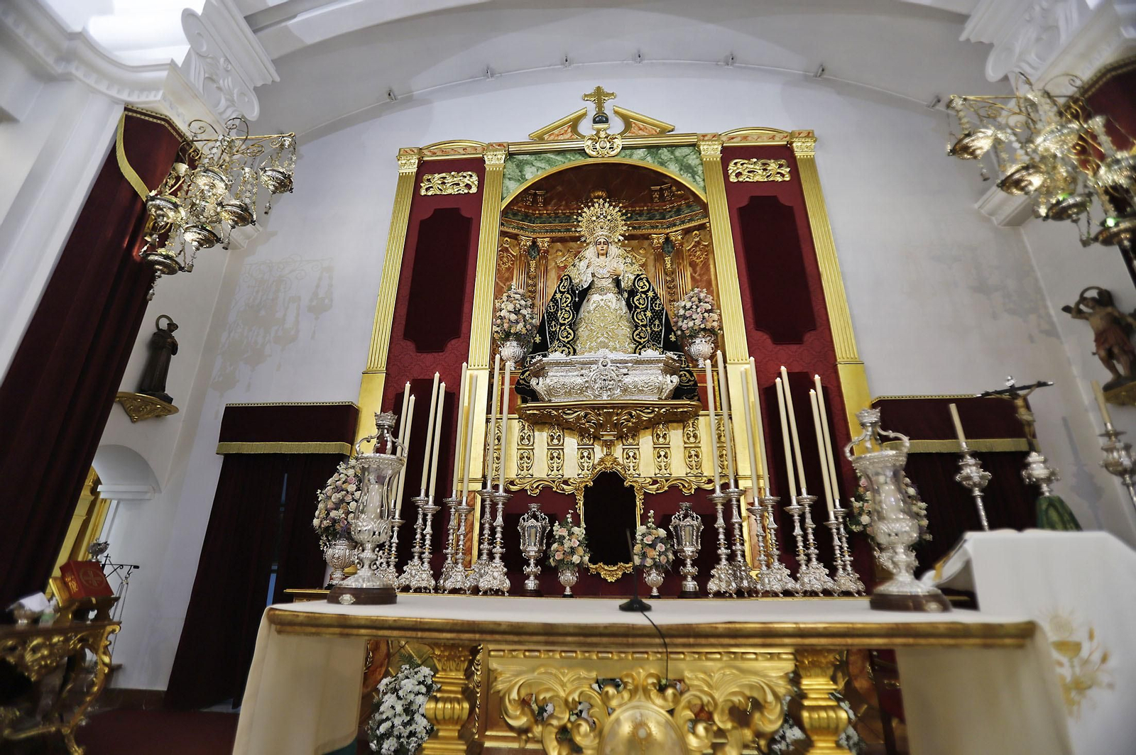 Imágenes de la procesión del Corpus Christi en Huelva