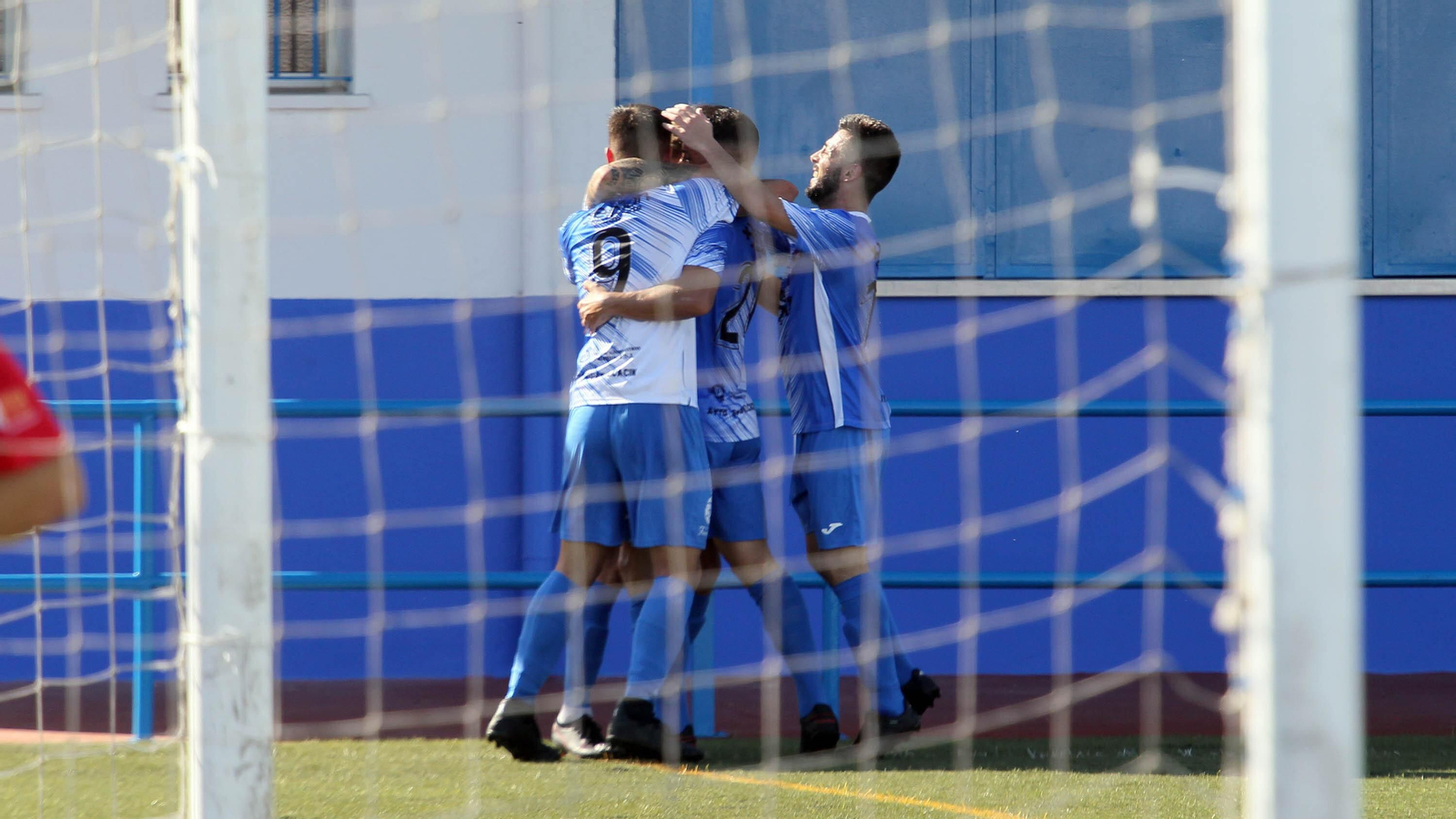 Los jugadores del Guada celebran el 1-0 de Elías.