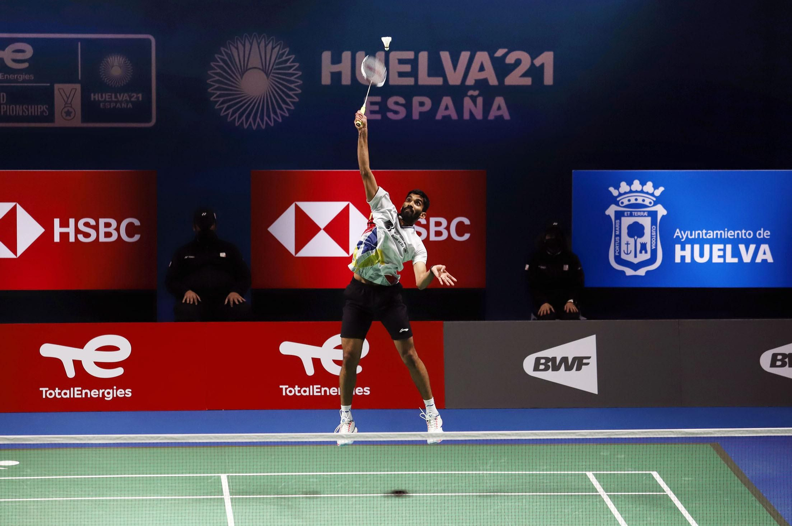 Huelva 2021: final masculina KIDAMBI Srikanth-LOH Kean Yew. Mundial de Bádminton Huelva´21