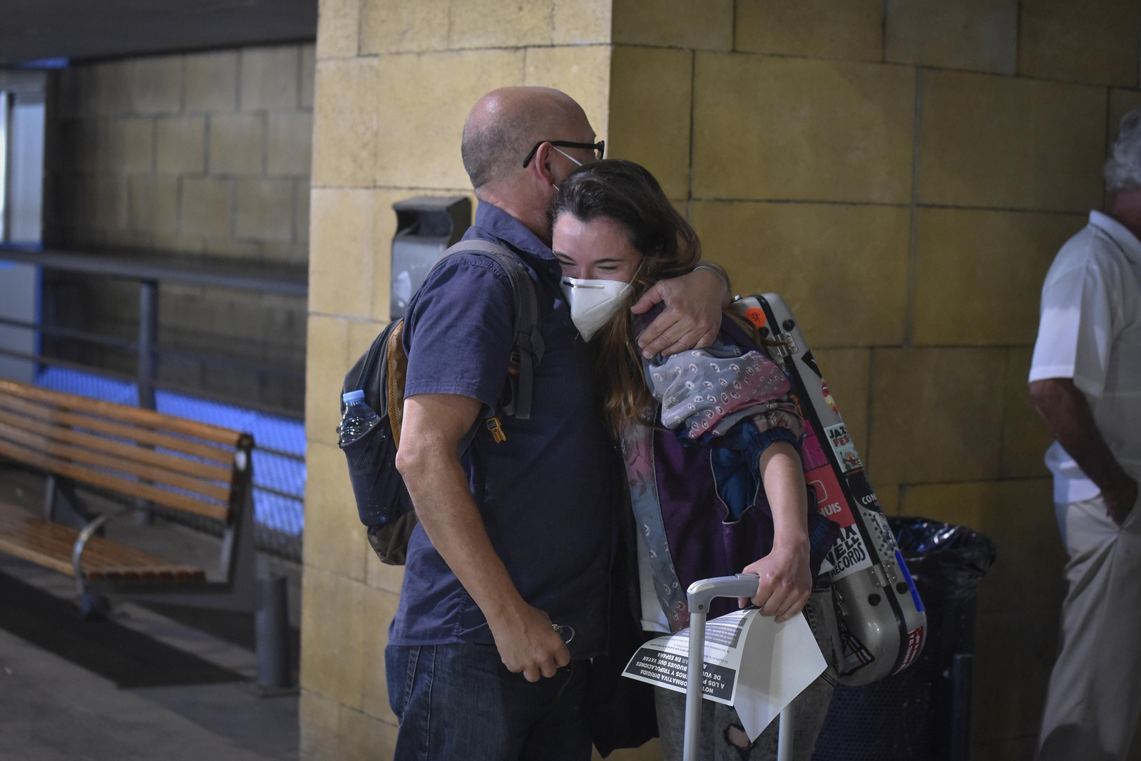 Llega a  Sevilla del primer vuelo con turistas desde el cierre de fronteras