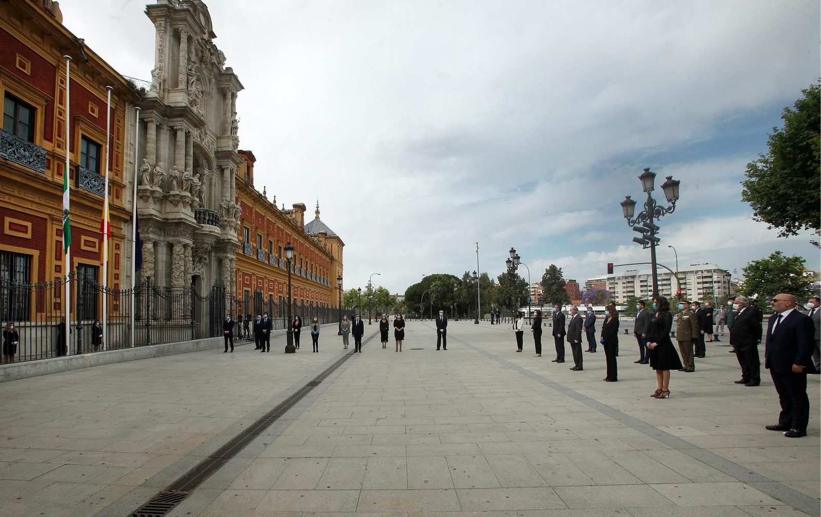 Cinco años del confinamiento por el Covid: las mejores fotos de la pandemia en Sevilla