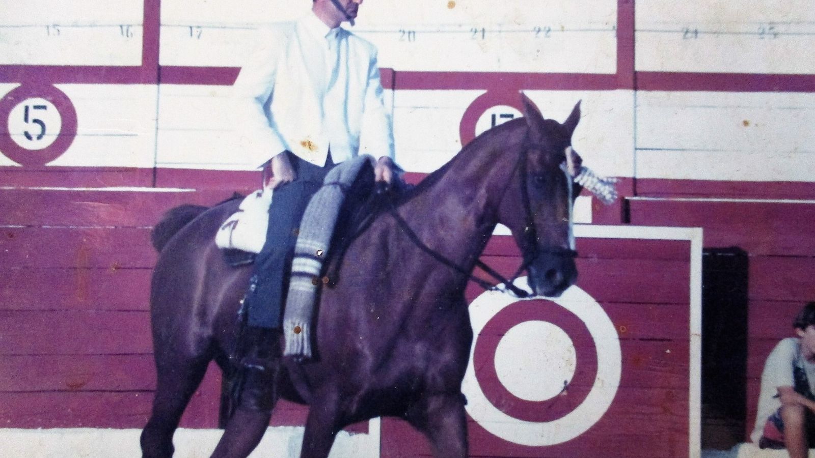 En una demostración de doma equina en la plaza de toros de Berja.