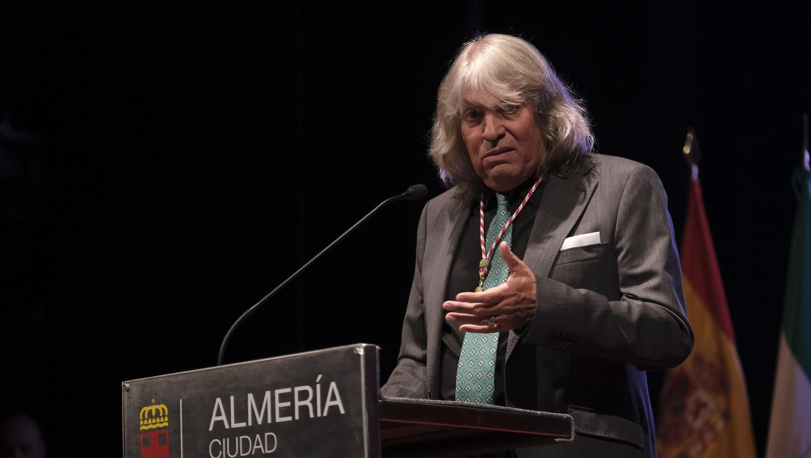 El cantaor José Mercé ya es Hijo Adoptivo de la Ciudad de Almería, en imágenes