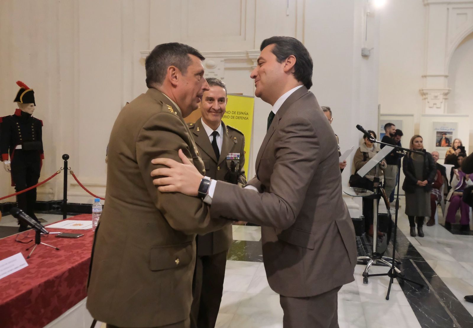 La celebración en Córdoba del Día de la Subdelegación de Defensa, en imágenes