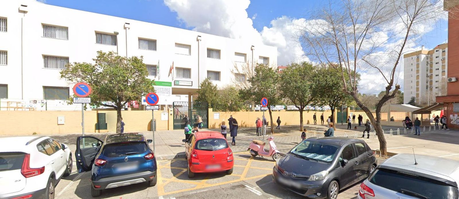 CEIP Juan de la Cueva: renovación integral de la instalación eléctrica con tecnología LED.