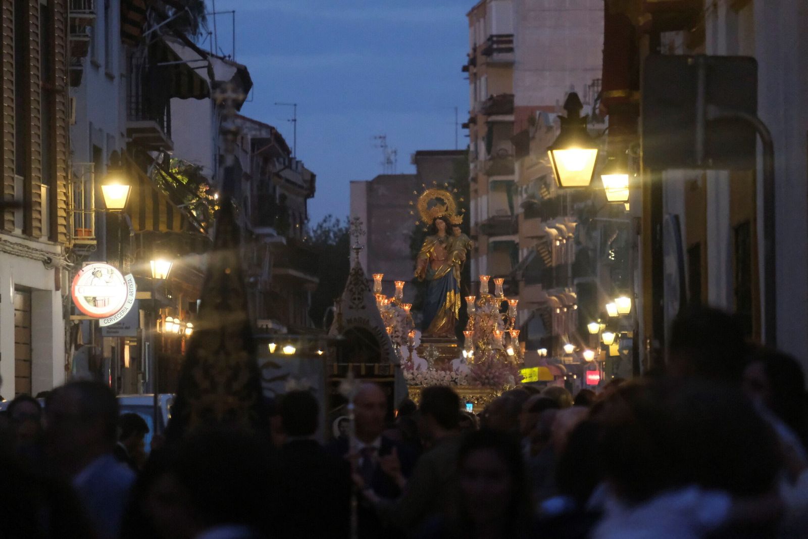 La procesión de María Auxiliadora de Córdoba, en imágenes