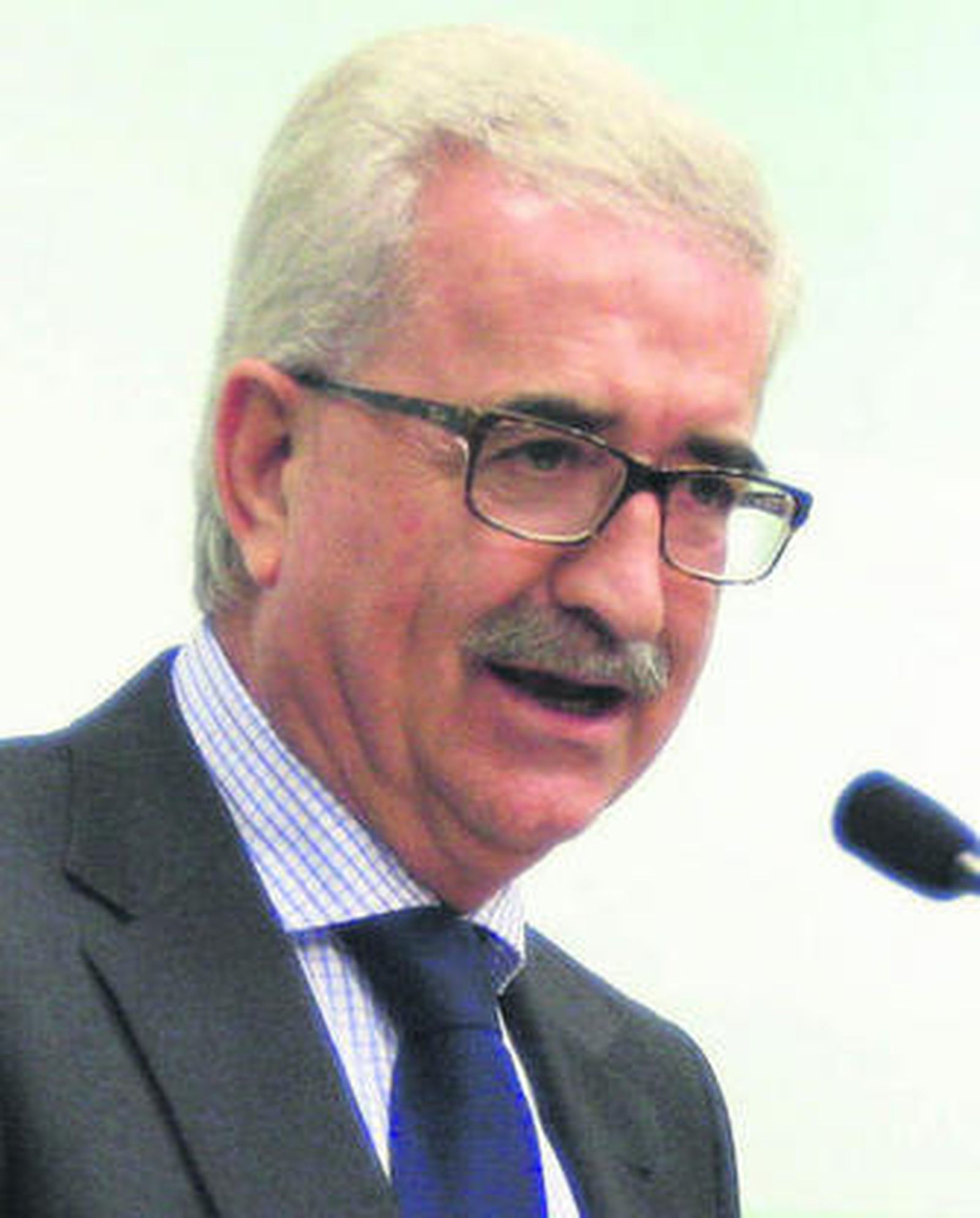 Manuel Jiménez Barrios (PSOE).