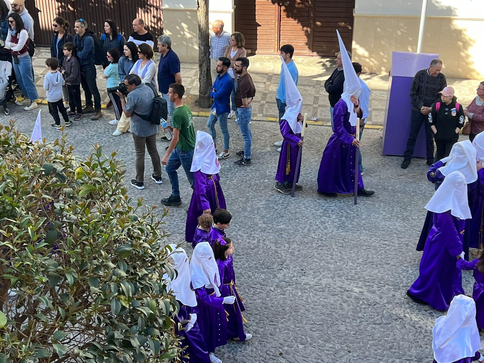 Viernes Santo en Priego de Córdoba: la subida al Calvario del Nazareno, en imágenes